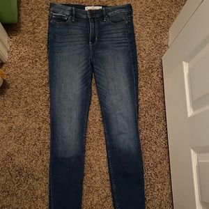 Hollister skinny jeans